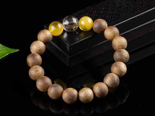 XY0127沉香蜜蜡水晶手串 商品图4