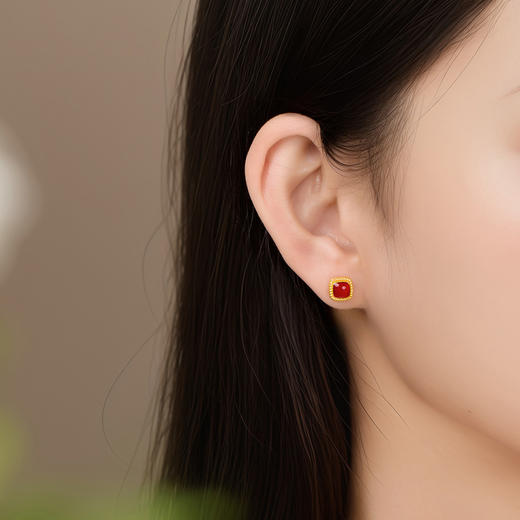 东方国色 黄金耳饰小红心耳钉 足金方块耳饰女士礼物【按克计价黄金3】MEMORA诗普琳GE228802、GE230302、GE230402 商品图6