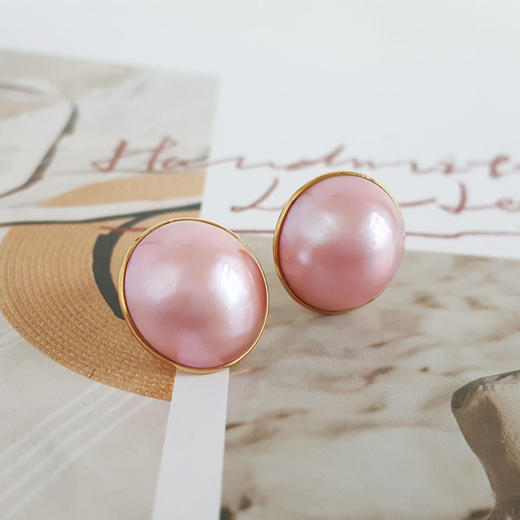 【天然正品】AU750黄金镶天然圆形马贝珠海水珍珠耳钉15.9*15.9*8.4MM（皆取最大值）女士现售价：980特价！110325NJM30 商品图2