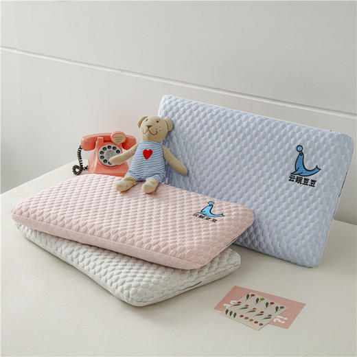 自然醒云眠凉感冰豆豆儿童乳胶面包枕夏季30x50宝宝幼儿园午睡专用小枕头护颈椎学生枕芯XK 商品图5