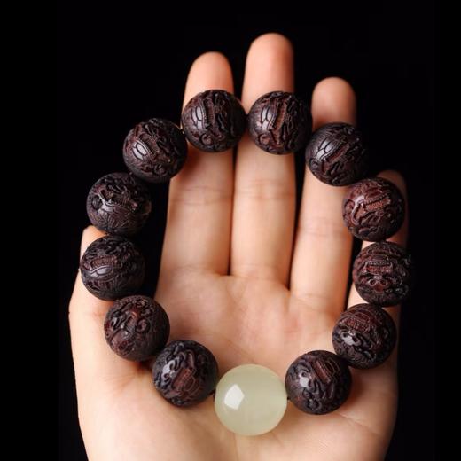 敦煌【貔貅血檀夜光手串】血檀雕刻貔貅夜月光石 手串血檀佛珠 男女士念珠 商品图5