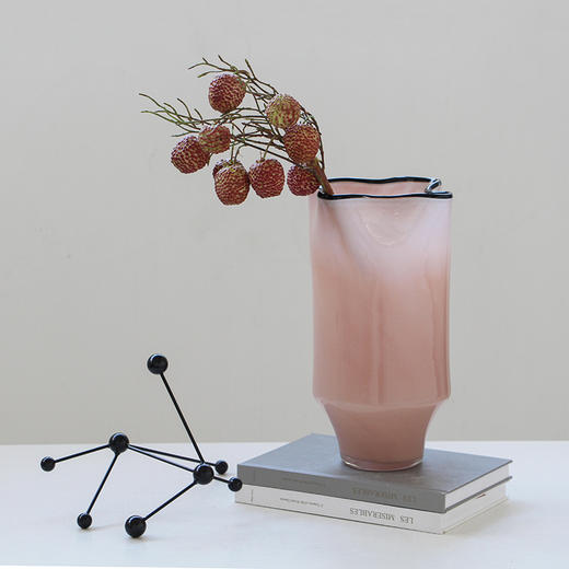 碧轩玻璃批发北欧风中黑边创意褶皱手工大口瓷粉花瓶玄关居家花瓶 商品图3