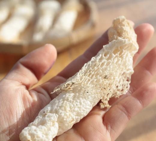 短裙竹荪肉厚/肉厚味浓鲜甜/煲汤/90g/非福建竹荪 商品图1