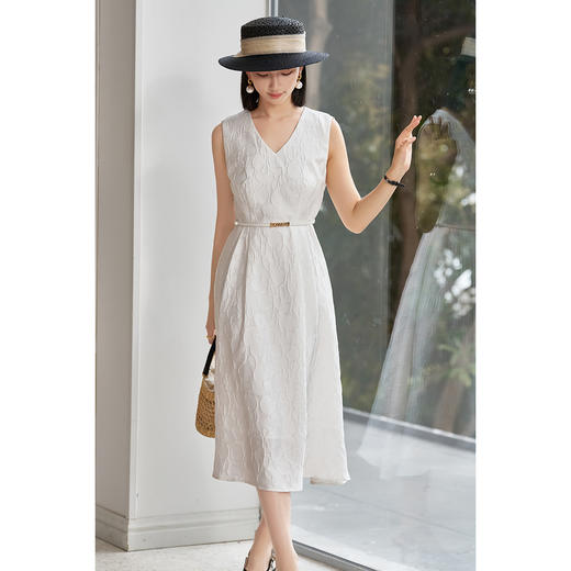 剩S/M/XL 极简肌理感无袖裙 米思阳2026春季新款气质优雅连衣裙独特高级大气裙子女5599 商品图4