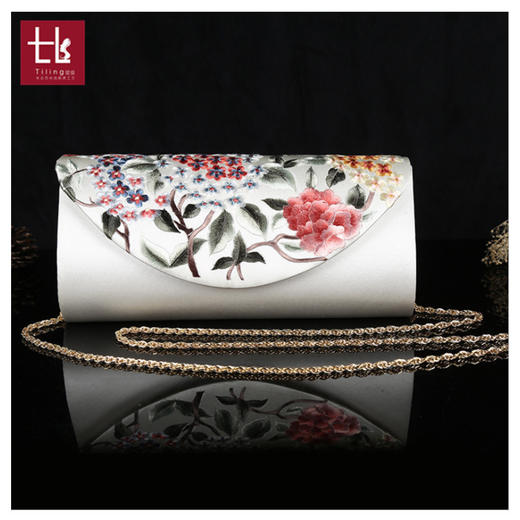 TL-0037定制牡丹小碎花苏绣礼品 手工真丝平绣手工礼品 女士手拿钱包 商品图4