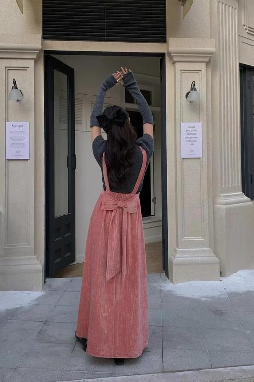 SIA SAYLOR 甜美可爱粉色丝绒吊带半裙 19723 商品图2