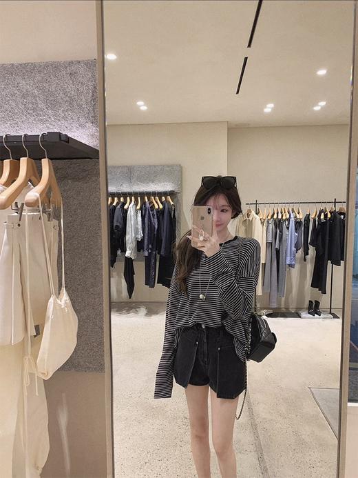 XS 码 金蘑菇菇 娇俏美眉的牛仔短裤 / 做旧水洗色高腰伞型设计感短裤 商品图6