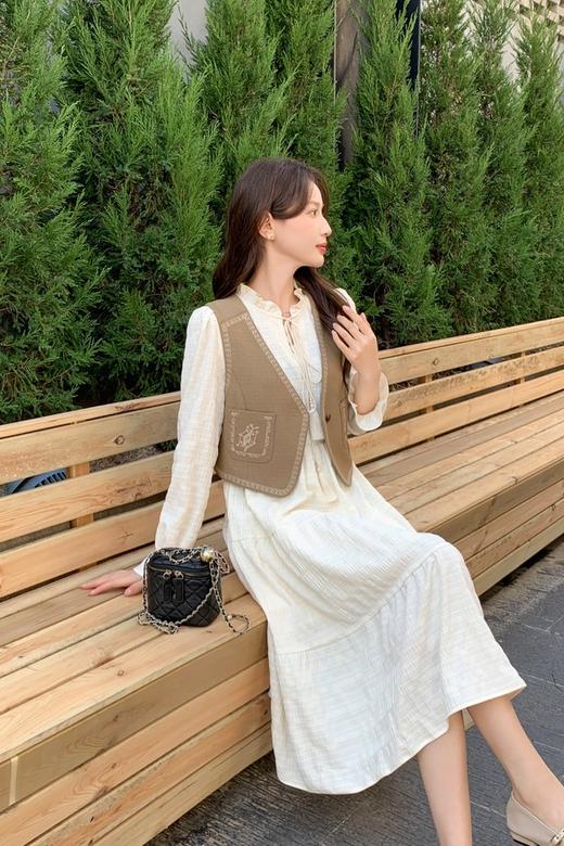 Le Malene 文艺杏色连衣裙马甲套装 19744 商品图1