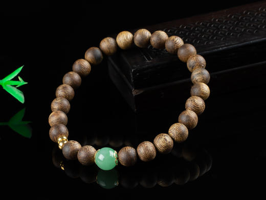 XY0111沉香翡翠18K金隔珠手串 商品图2