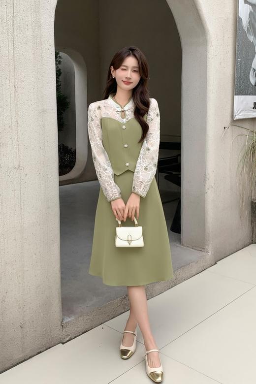 Le Malene 绿色新中式水滴领拼接式连衣裙 19783 商品图1