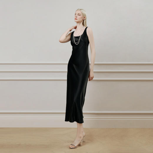 Solo seta22姆米女士真丝U领睡裙桑蚕丝轻奢连衣长裙2025年秋新款 商品图4