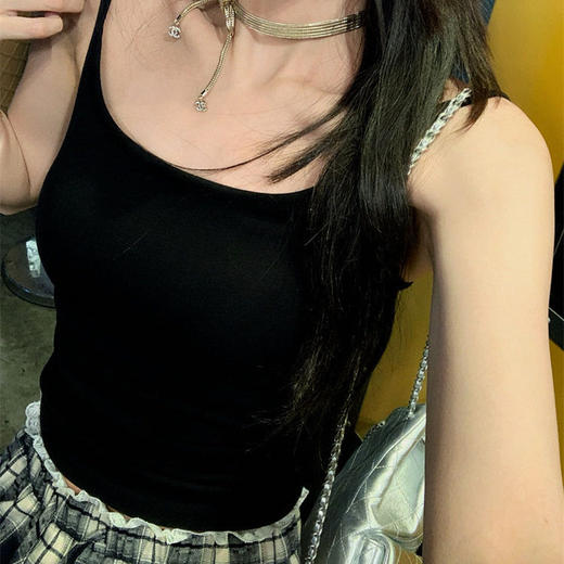 【纯欲风小吊带！穿出性感】Triuuchu｜0触感高弹一体式胸垫 U领桑蚕丝背心女  罩杯一体! 免穿文胸  #5023款 商品图5