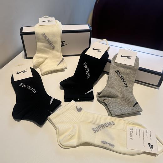 F144耐克女款纯棉中袜！袜筒小标设计！礼盒装！一盒5双 商品图2