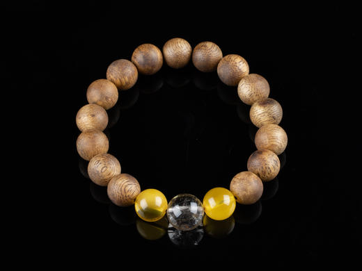 XY0127沉香蜜蜡水晶手串 商品图0