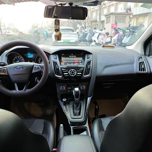 福特 福克斯  三厢 1.6L 自动风尚型智行版【长租-北京】 商品图4