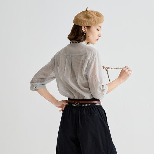 谜底衬衫七分袖女2025夏季新品通勤条纹绣花宽松H型衬衣252MC0570 商品图2