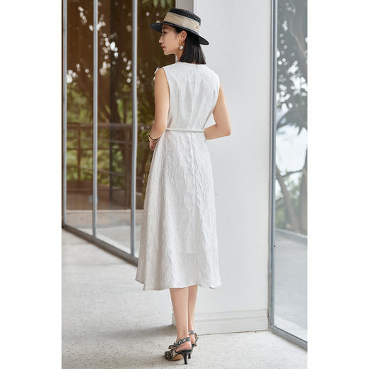 剩S/M/XL 极简肌理感无袖裙 米思阳2026春季新款气质优雅连衣裙独特高级大气裙子女5599 商品图3