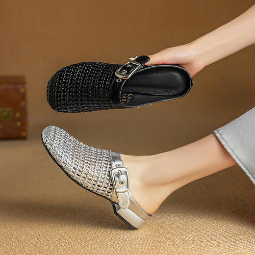 【预售5天】爆款银色包头凉拖鞋女夏外穿平底半拖鞋高级感透气洞洞鞋NJMK&K1377 商品图0