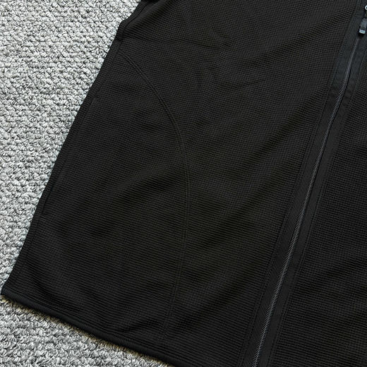 原单正品 Goldwin25春新品SOLOTEX华夫格防晒抗菌速干针织开衫外套，两色，码偏大，2到5码 商品图6