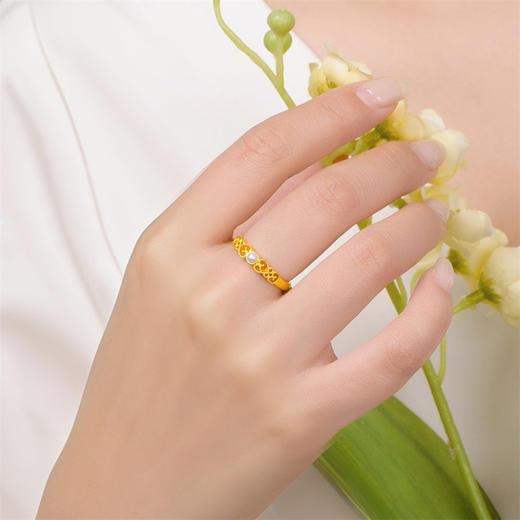 【新品首发】典粹系列黄金戒指 淑女足金活口戒指女士礼物【按克计价黄金3】MEMORA诗普琳GR230101、GR230001 商品图6