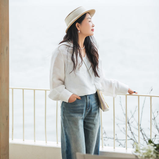 【林栖设计小店】优雅绣花衬衣手工串珠简约V领2025春夏新品长袖上衣女1952113 商品图1