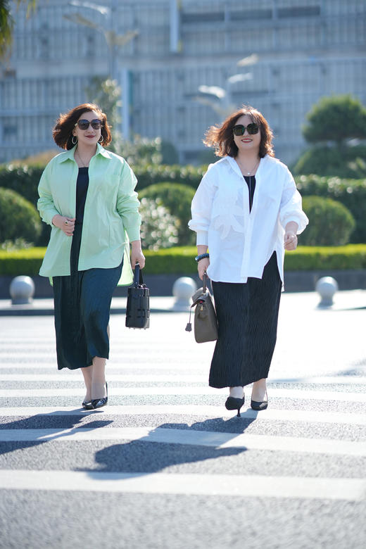 【彩虹衬衫】赠运费险💥【春季彩色衬衫 人手一件】🌸玫红、芥末黄、湖水绿、象牙白挺括版型，100%纯棉，细节做工升级，价值对标日本买手店2000元！10天内发货 商品图7