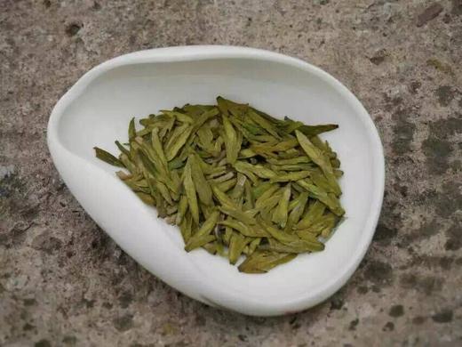 [2025新茶] 正宗西湖龙井茶  明前头茬特级精品  芽叶肥嫩  鲜爽甘醇（正宗西湖龙井，认准官方茶标） 商品图2