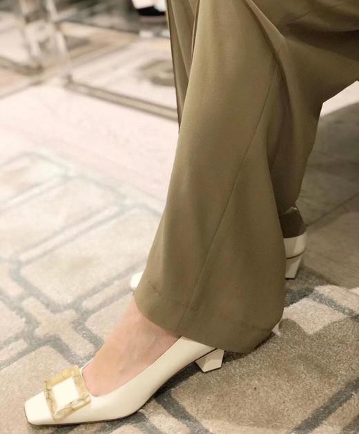 RV新款方扣高跟鞋，进口胎牛皮更显高级（JS） 商品图2