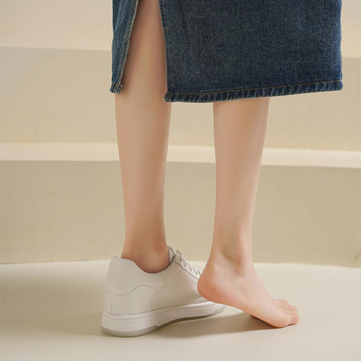Safiya/索菲娅2025学院风百搭内增高小个子真皮平底休闲小白鞋SFD1112165 商品图7