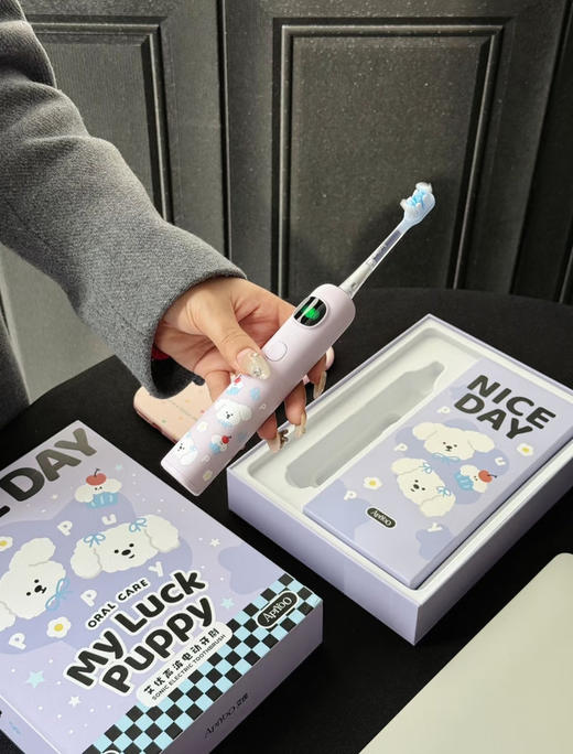 儿童/成人款都有！【APIYOO艾优电动牙刷套盒】送礼首选❤杜邦细软刷毛❗新一代磁悬浮马达，高频声波震动深入齿缝清洁！✅多种清洁模式，适配不同牙齿状况！IPX7级防水，全身可直接水洗 礼物 商品图8