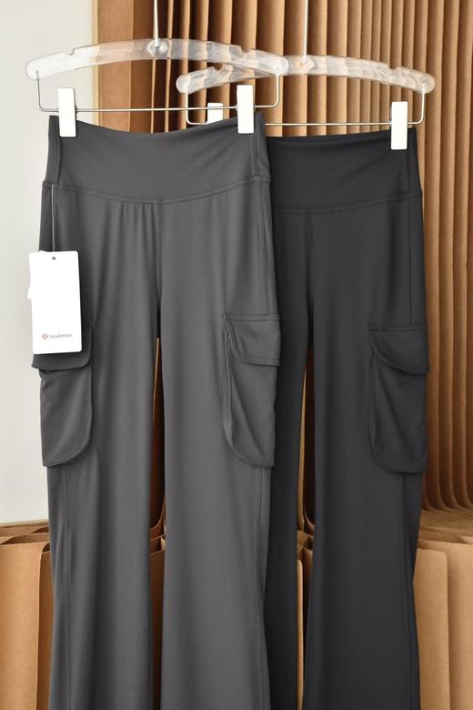 Lululemon/露露Everlux女士运动高腰工装口袋微喇裤（SS） 商品图4