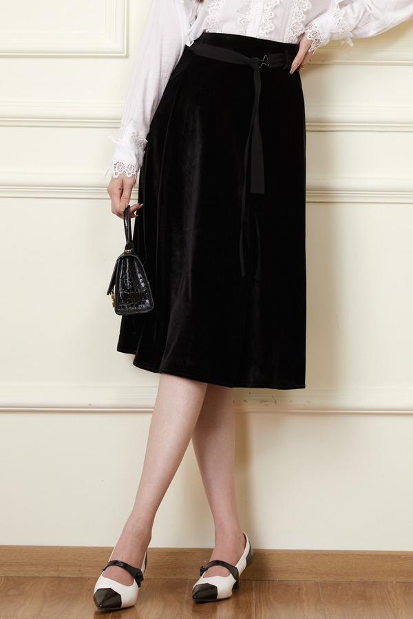 Le Malene 黑色丝绒高腰半身裙 19872