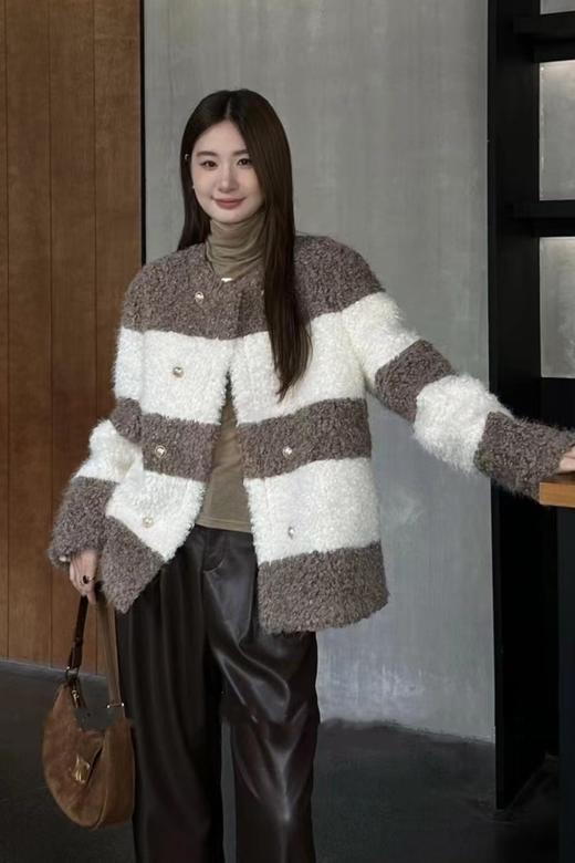 LNNNS 咖色圆领小香风毛绒外套 19879 商品图0