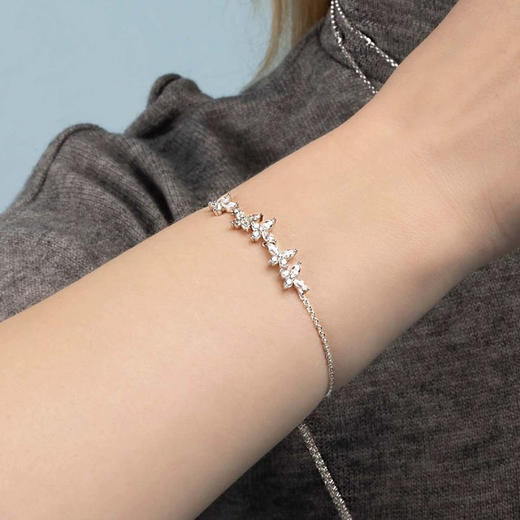 【礼盒礼袋】APM Monaco 蝴蝶项链/蝴蝶手链女士可调节925银简约气质送闺蜜生日礼物 商品图3