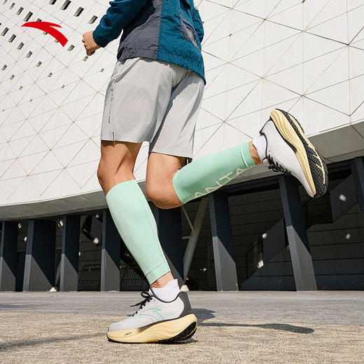 安踏旅步1.5丨PG7缓震跑步鞋男舒适回弹运动鞋通勤鞋子112515508 沙粒灰/城堡灰/澄澈青蓝-3 商品图5