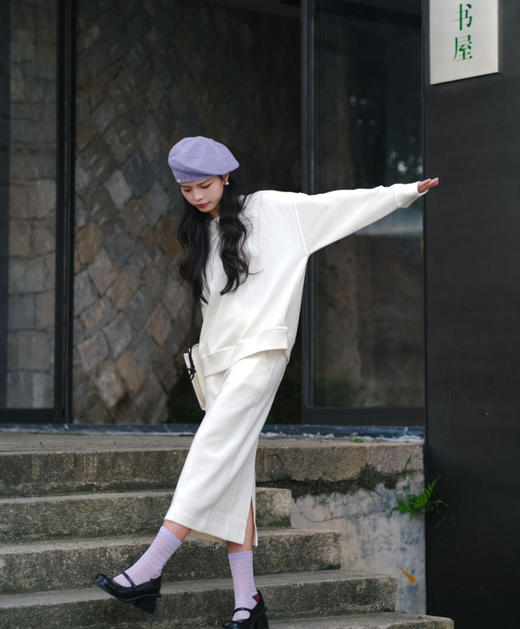 老米优品/ 自由松弛基础穿搭《 莫代尔空气棉 轻氧卫衣》青春气息满屏！小个子冲！  舒适透气 多色可选 ~ 商品图4