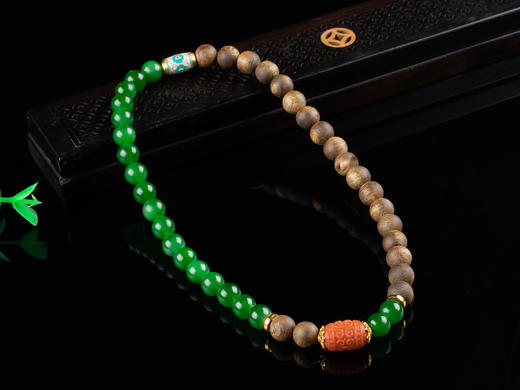 XY0115沉香碧玉南红双圈手链 商品图5