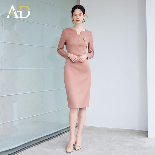 AD温柔气质连衣裙高级感小V领粉色西装裙春季2025新款长袖职业装 商品图1