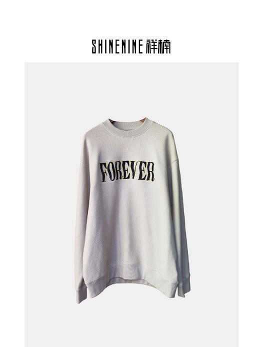 430864254手绘字母圆领卫衣 商品图1