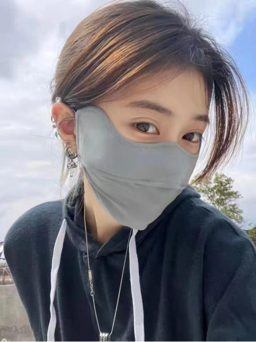 🔥【品牌直发】这跟白捡有什么区别❓紧急清仓！🥰GUNEFUU古那福冰丝雷罗娜防晒口鼻罩！吊牌💰69元/个，开团3件只要💰19.9！ 商品图2