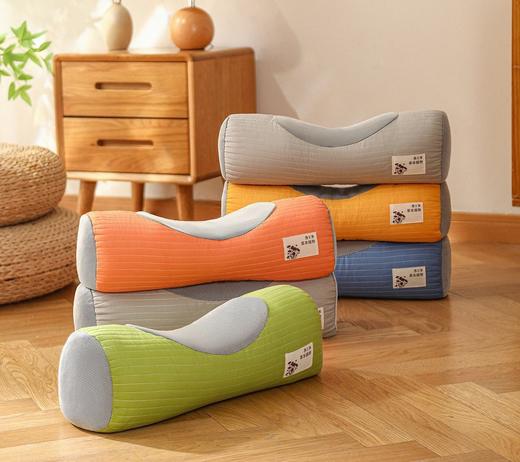 ⚕馆里受欢迎的【荞麦枕头】后脑勺再也不怕悬空了家用护颈枕 🔺填充来自大凉山荞麦壳，天然又健康 套可轻松拆卸，双层设计，隐形拉链 商品图1