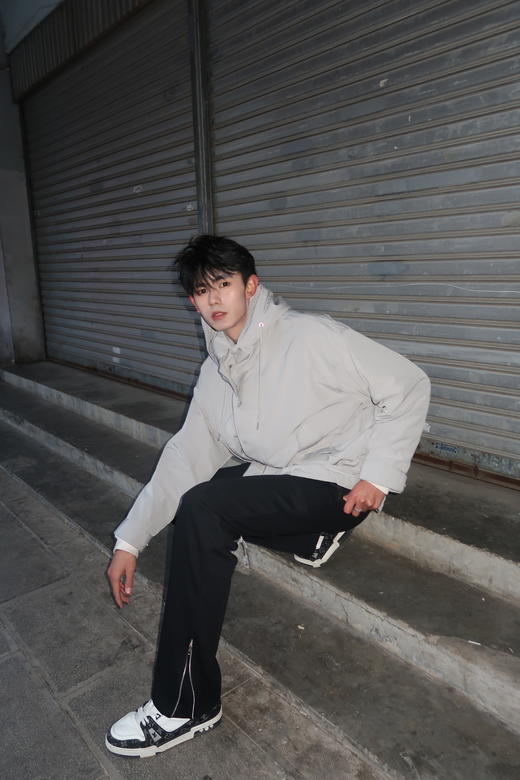 S413572886简洁休闲夹克 商品图2