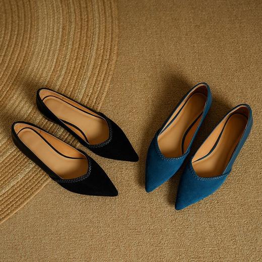 【预售5天】尖头平底鞋早春新款黑色百搭显瘦浅口复古磨砂V口单鞋PS&PS3097-1 商品图4