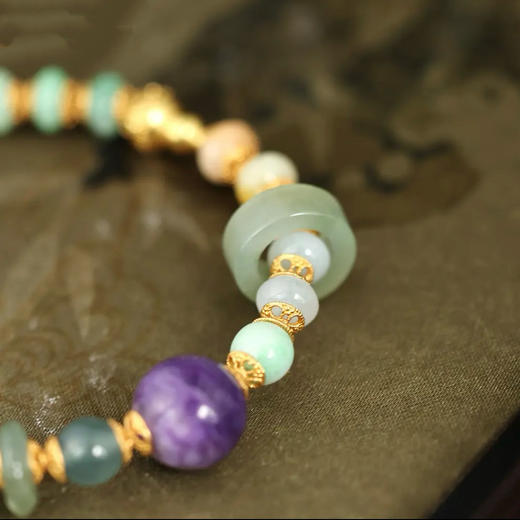 腕间流转的东方美学～天然三彩算盘珠翡翠手串女紫龙晶无事牌吊坠银饰镀金多宝证书 商品图7