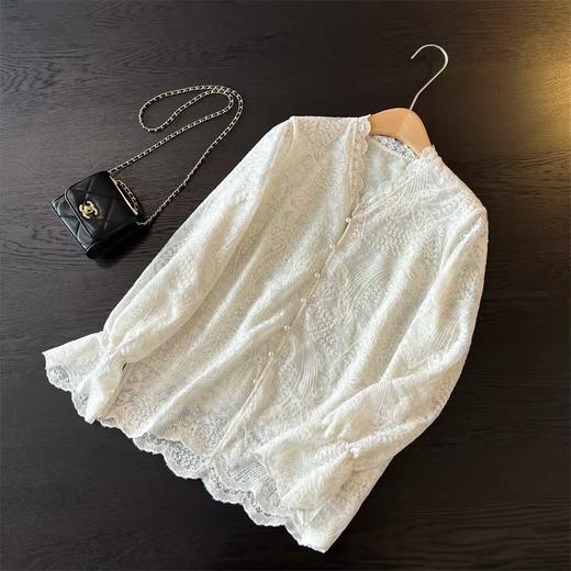 法式重工刺绣上衣V领蕾丝花边小衫长袖开衫喇叭袖白色衬衣女春夏 商品图9