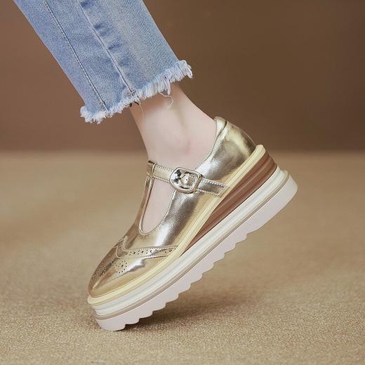 【预售5天】真皮雕花圆头厚底松糕鞋女春夏新款时尚坡跟深口单鞋ZMXY&ZM2467-1 商品图4