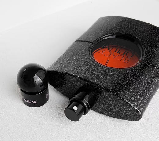 正品圣罗兰 Ysl   黑鸦片90ml   人人宠幸的味道

Российская таможенная освобождение

出口俄罗斯免税订单 。 商品图13