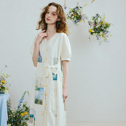 两三事 岚烟织梦 2025夏季新款复古可拆刺绣大翻领绑带印花连衣裙 商品图2
