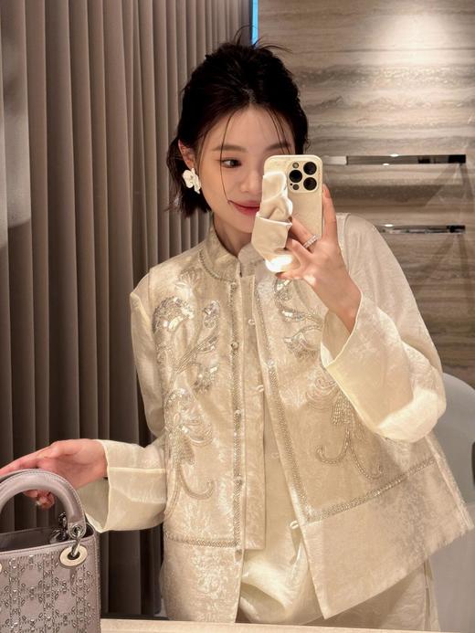 新增！可穿到160斤❗AU品牌直发【新中式天丝亚麻、桑蚕丝系列▪国风外套/马甲】超多款可选！都超级美！✅上身透气舒适，宛如工艺品，华丽精致！ 商品图6