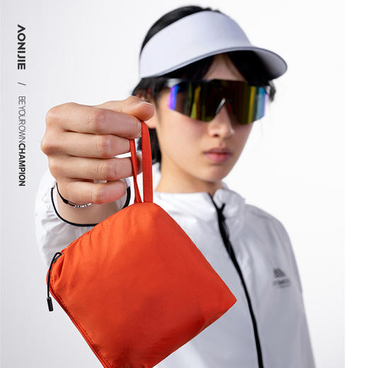 奥尼捷户外运动皮肤风衣女士防风防泼水防晒运动衣透气轻量化便捷收纳FW6225 商品图3